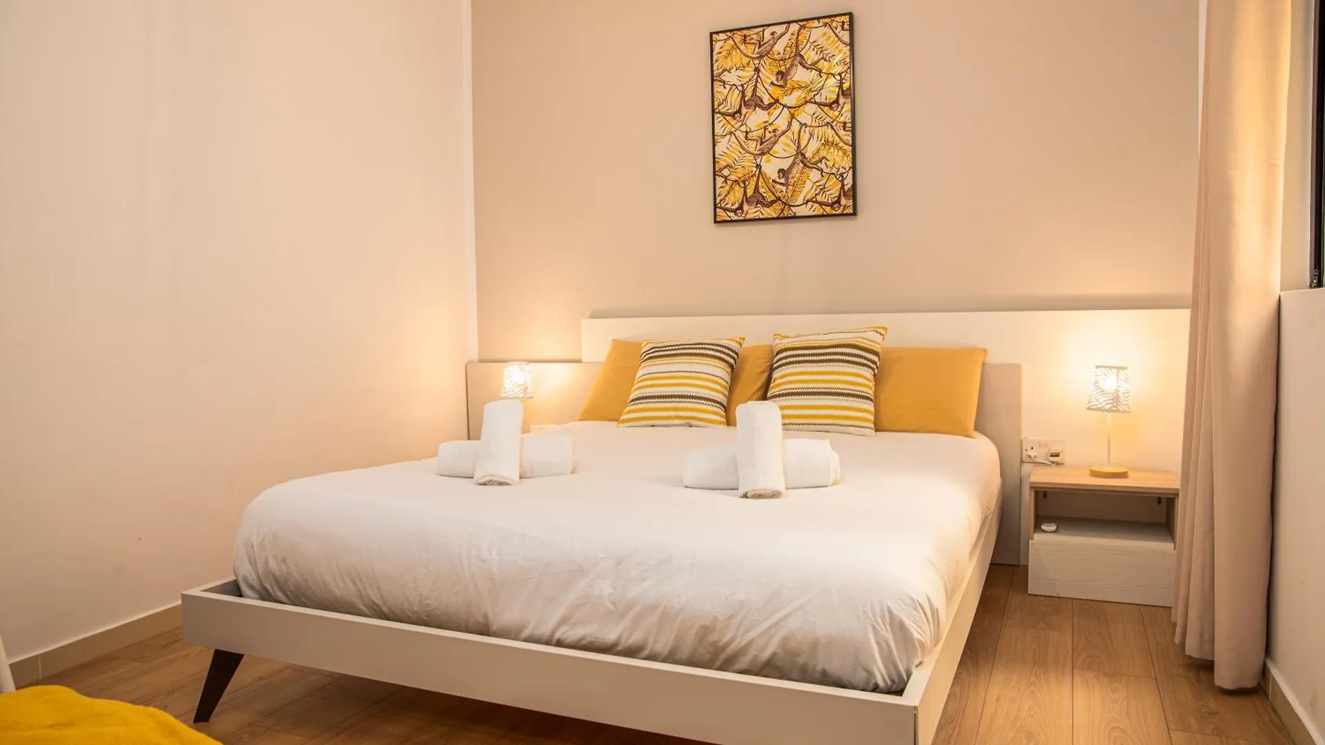 Central 3 Bedrooms Apartment Sliema Malta