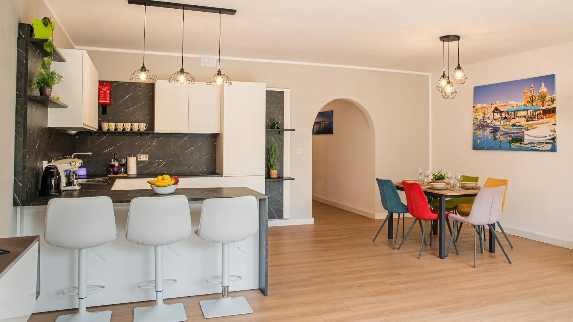 Central 3 Bedrooms Apartment Sliema Malta