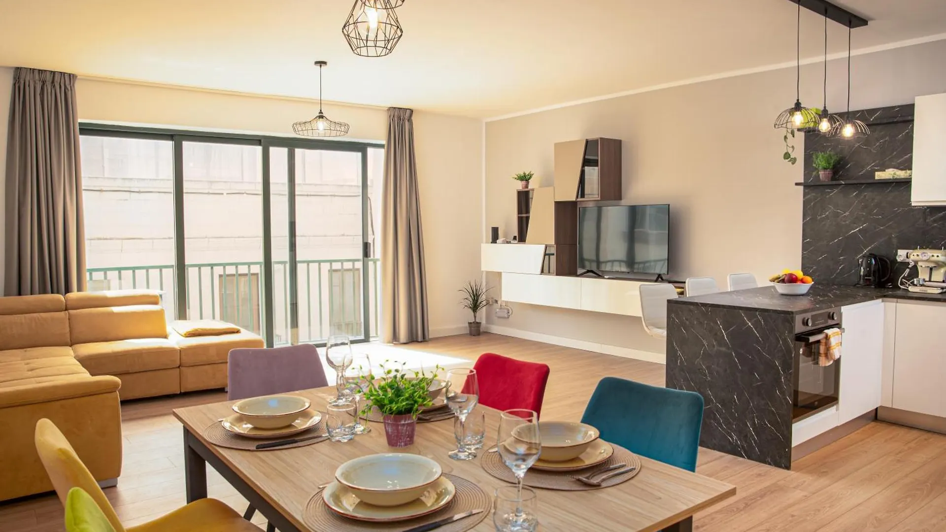 Central 3 Bedrooms Apartment Sliema