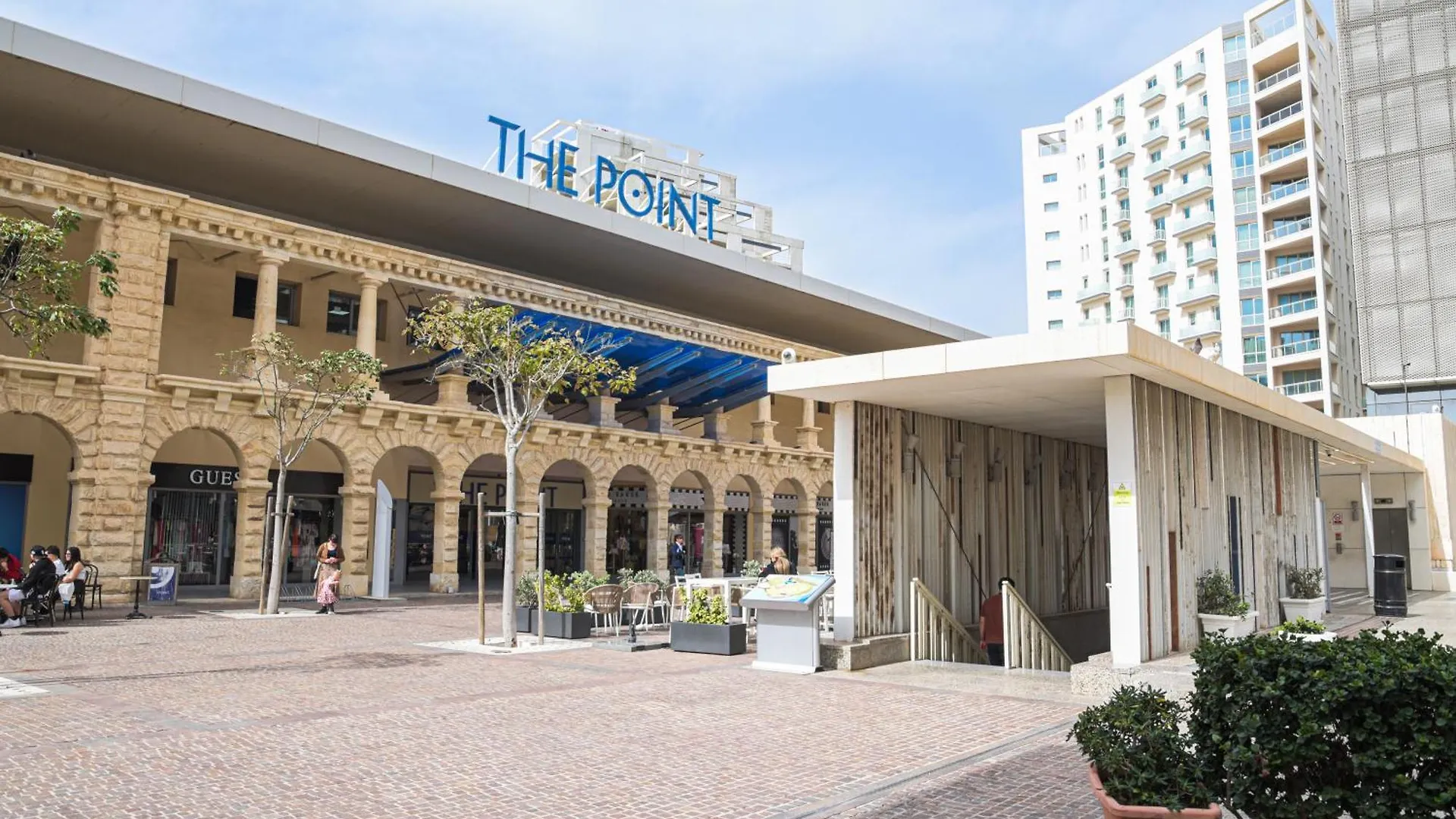 Central 3 Bedrooms Apartment Sliema